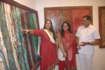Shabana Azmi at Preksha Lal art exhibition in Kalaghoda on 13th Dec 2011 (20).JPG